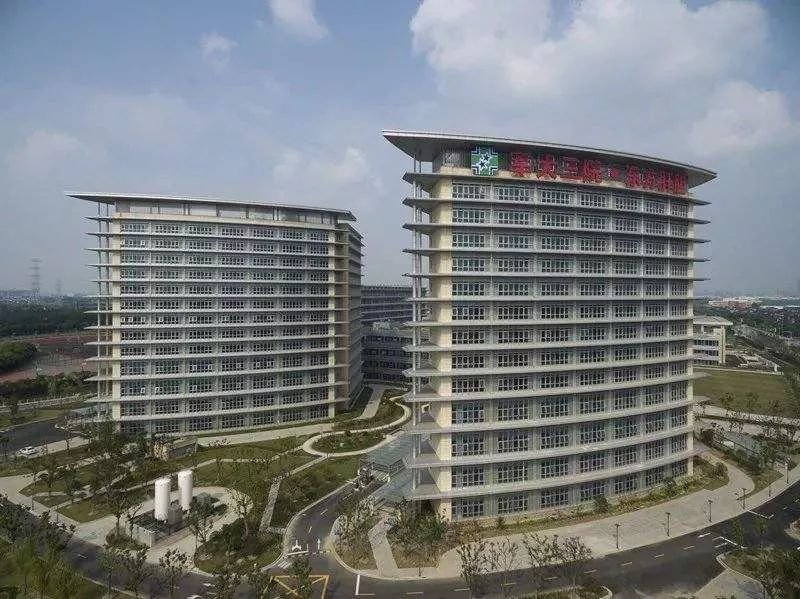 二军大安亭分院曹安医院教育配套:3.2km外的同济大学,3.