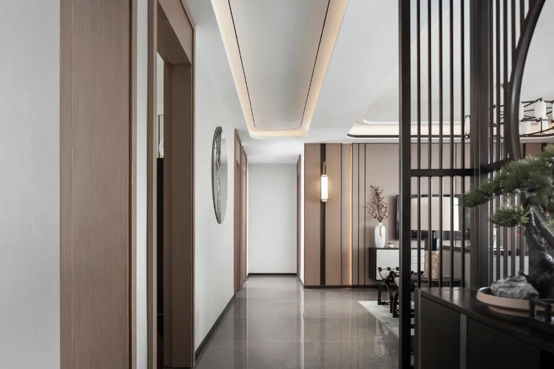 111平米的四居室装修只花了15万，中式风格让人眼前一亮！