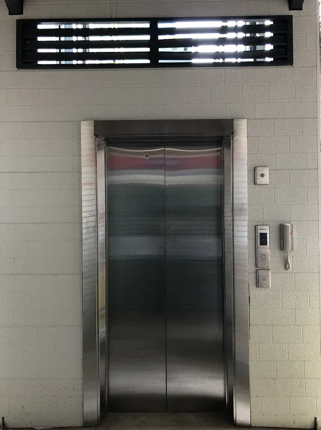 ����