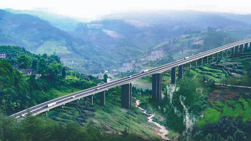 起好步,今年,湖南省交通运输厅大力开展高速公路高质量建设年活动