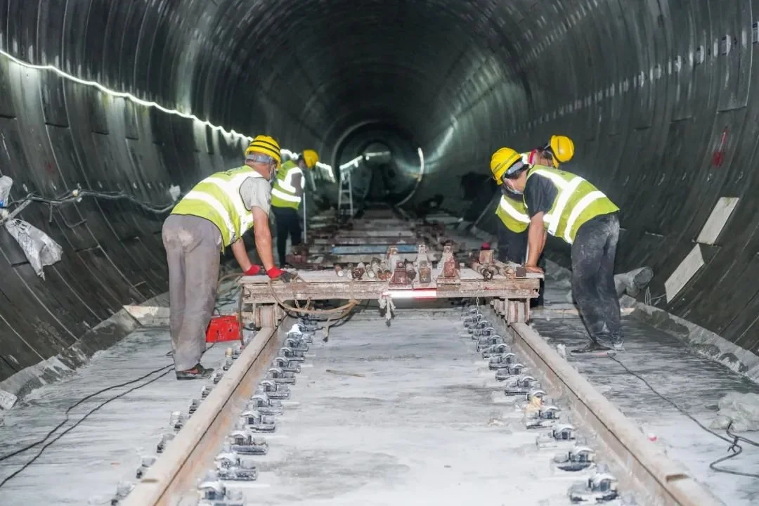 開工建設1000天軌交s1線車輛揭秘