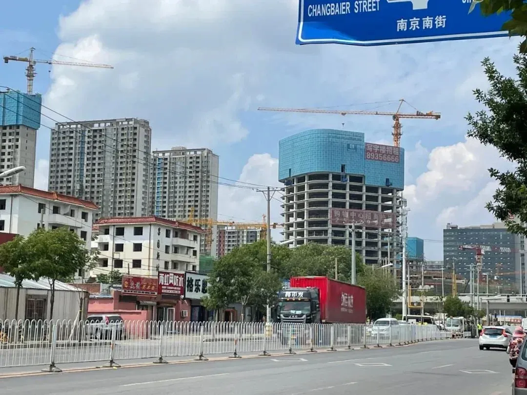 划重点 | 中海和平之门 定制长白2022年商业“制高点”-房产资讯-房天下