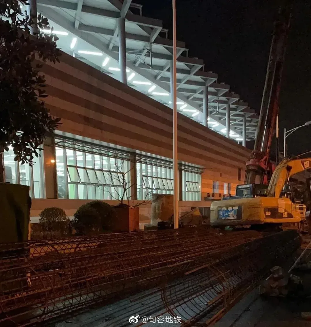 宁句城际站点公交规划将优化调整黄梅站天桥建设进展