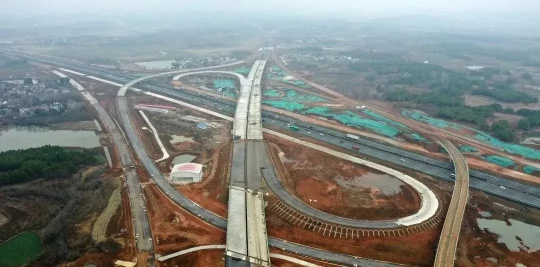 合肥市首条自主建设高速公路雄姿初现