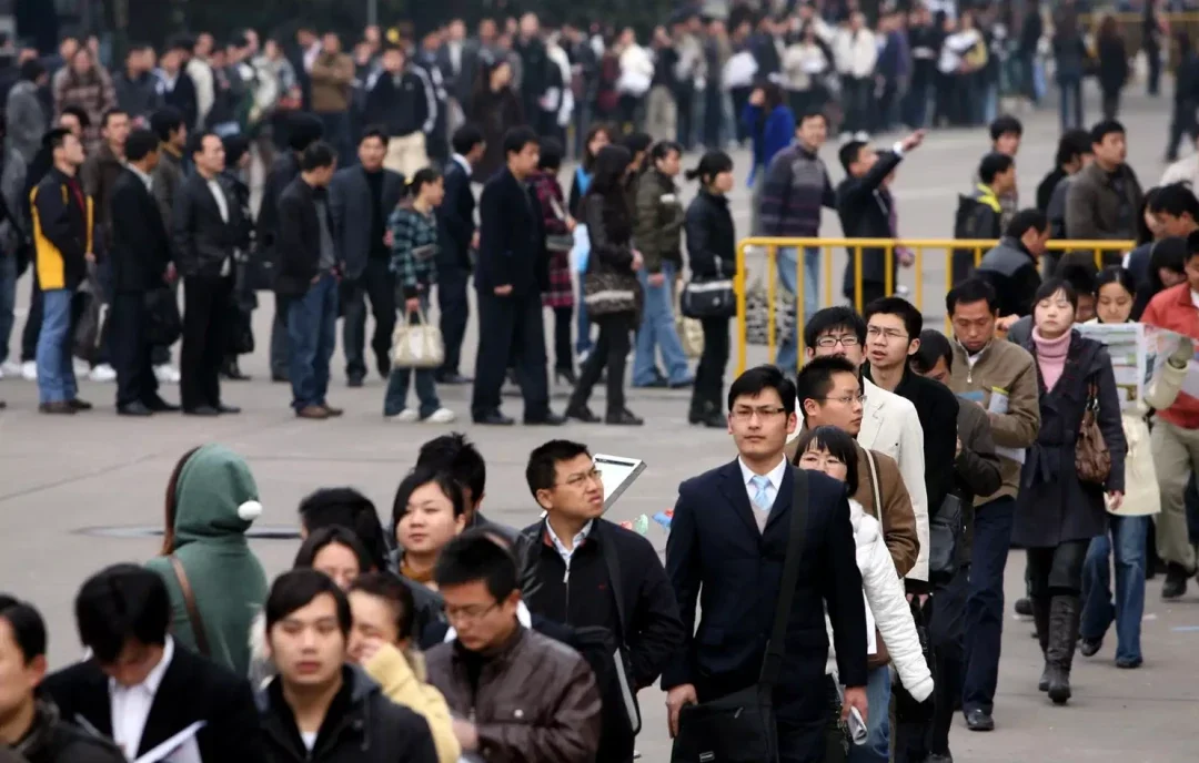 296座城市你在哪里奋斗各市常住人口变迁下