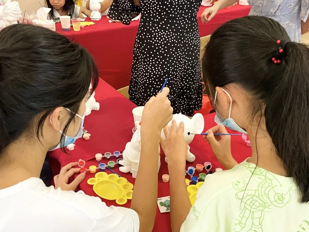 幸福陪伴感恩父亲节凯旋国际搪胶娃娃彩绘diy爱就要一起画出来