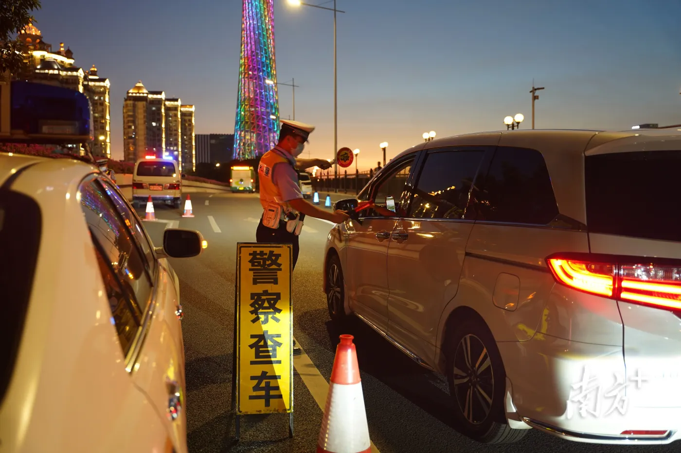 广州交警夏季整治已查获各类违法行为6000余宗,有醉驾司机肇事多起竟