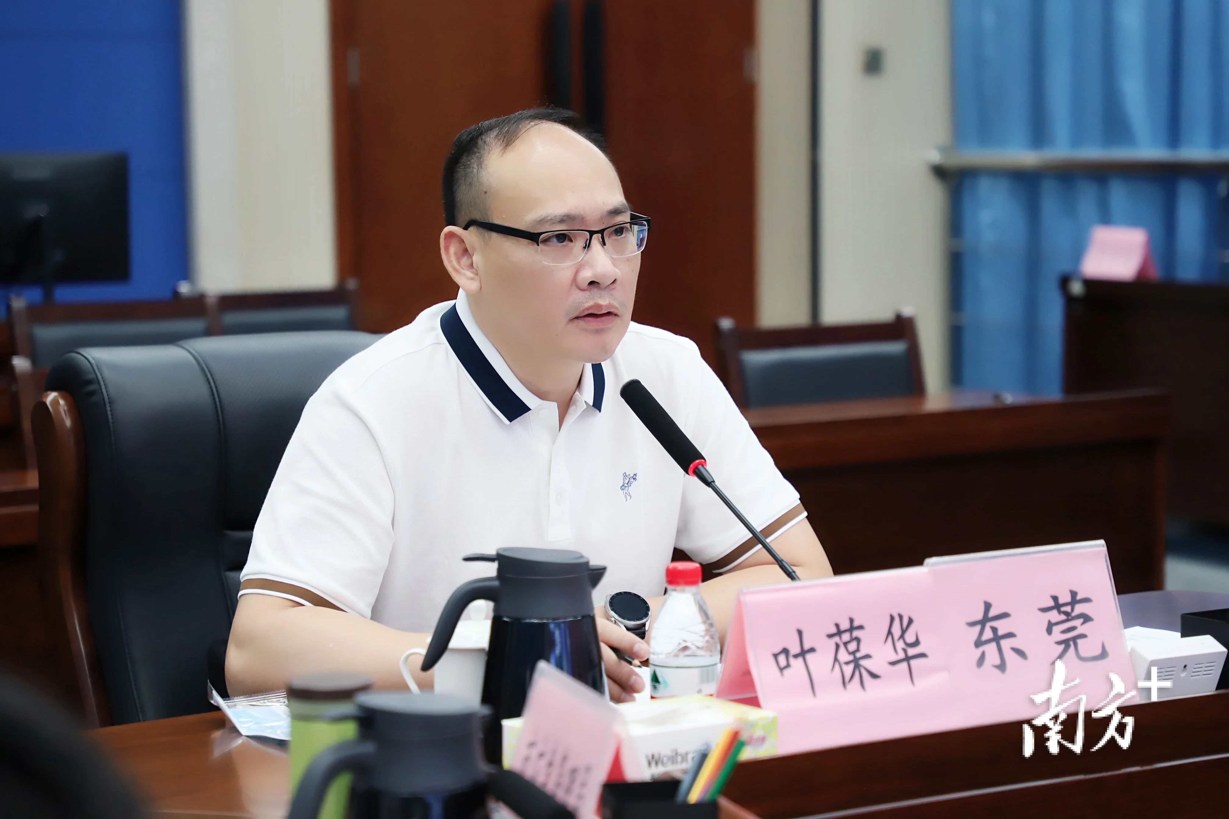 叶葆华说:"要严密防范应对,降低台风引发的灾害损失.