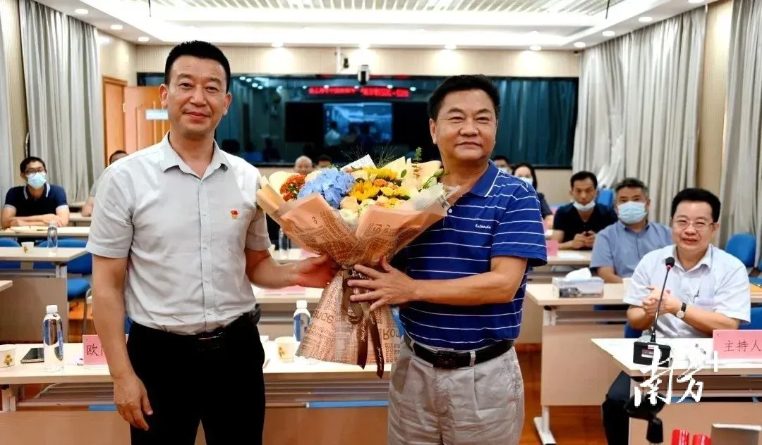深圳市桂园中学换帅欧阳普全任新校长邓登江退休