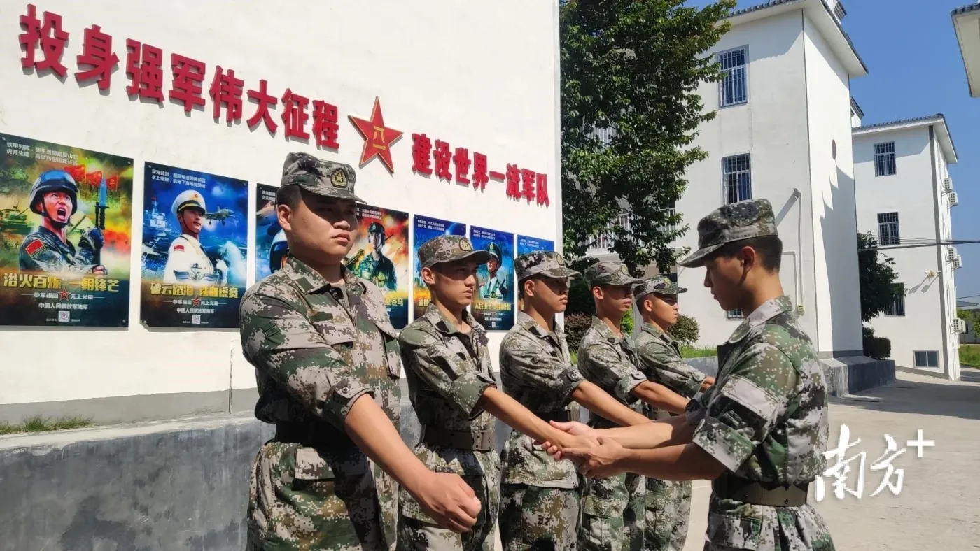 新兵的故事：二次入伍重回熔炉，热血青春再踏征程-房产资讯-房天下