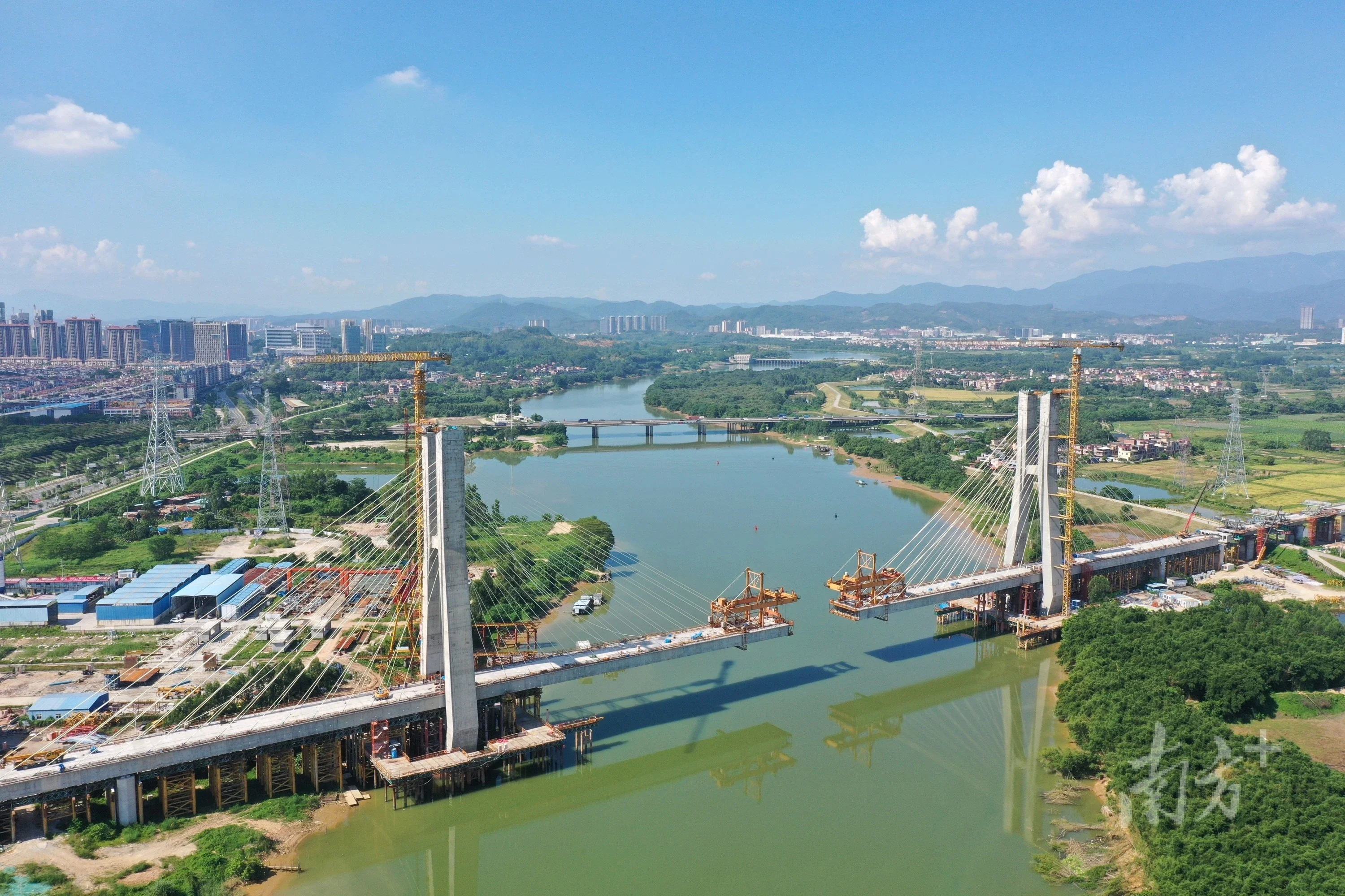 增城增江特大桥成功合龙,广汕高铁将进入全线铺轨阶段_房产资讯_房