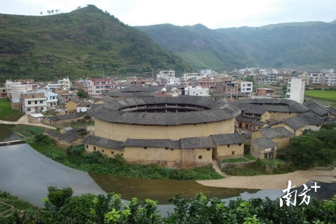 广东潮州饶平诈骗村图片