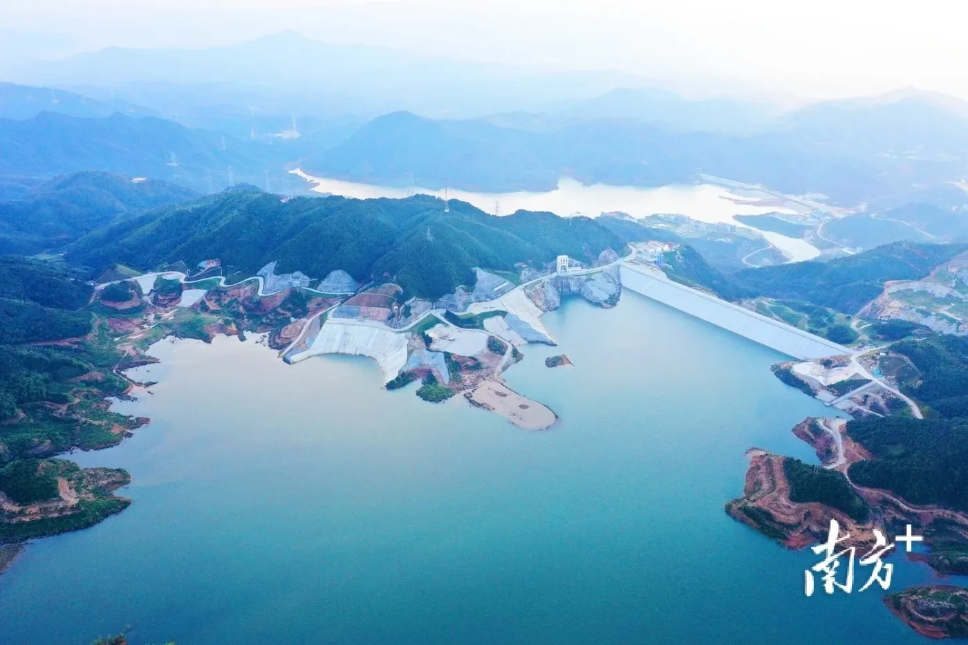 奋进十年路苏区新启航五华县工匠之乡续华章宜居五华满目新