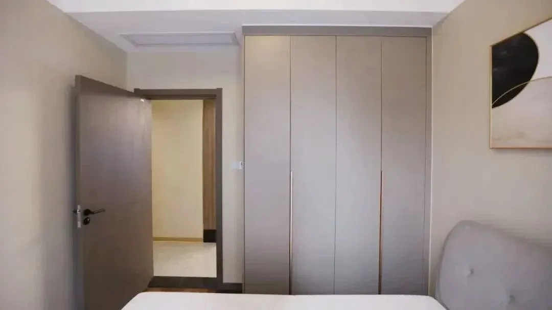 ����