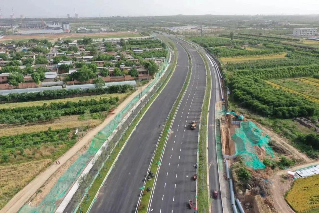 年轻人纷至沓来泾河新城号准了什么脉