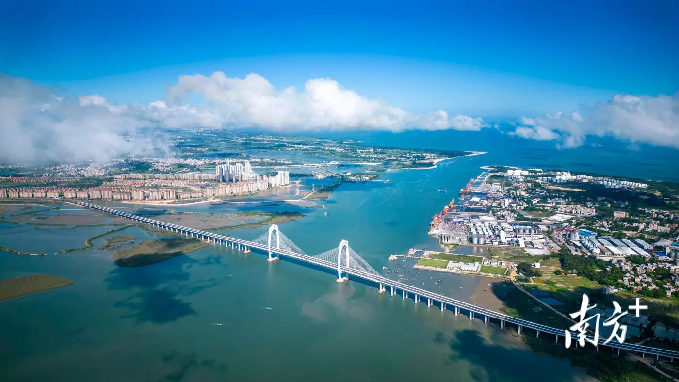 生态修复提升总部经济起航水东湾新城发展注入新元素