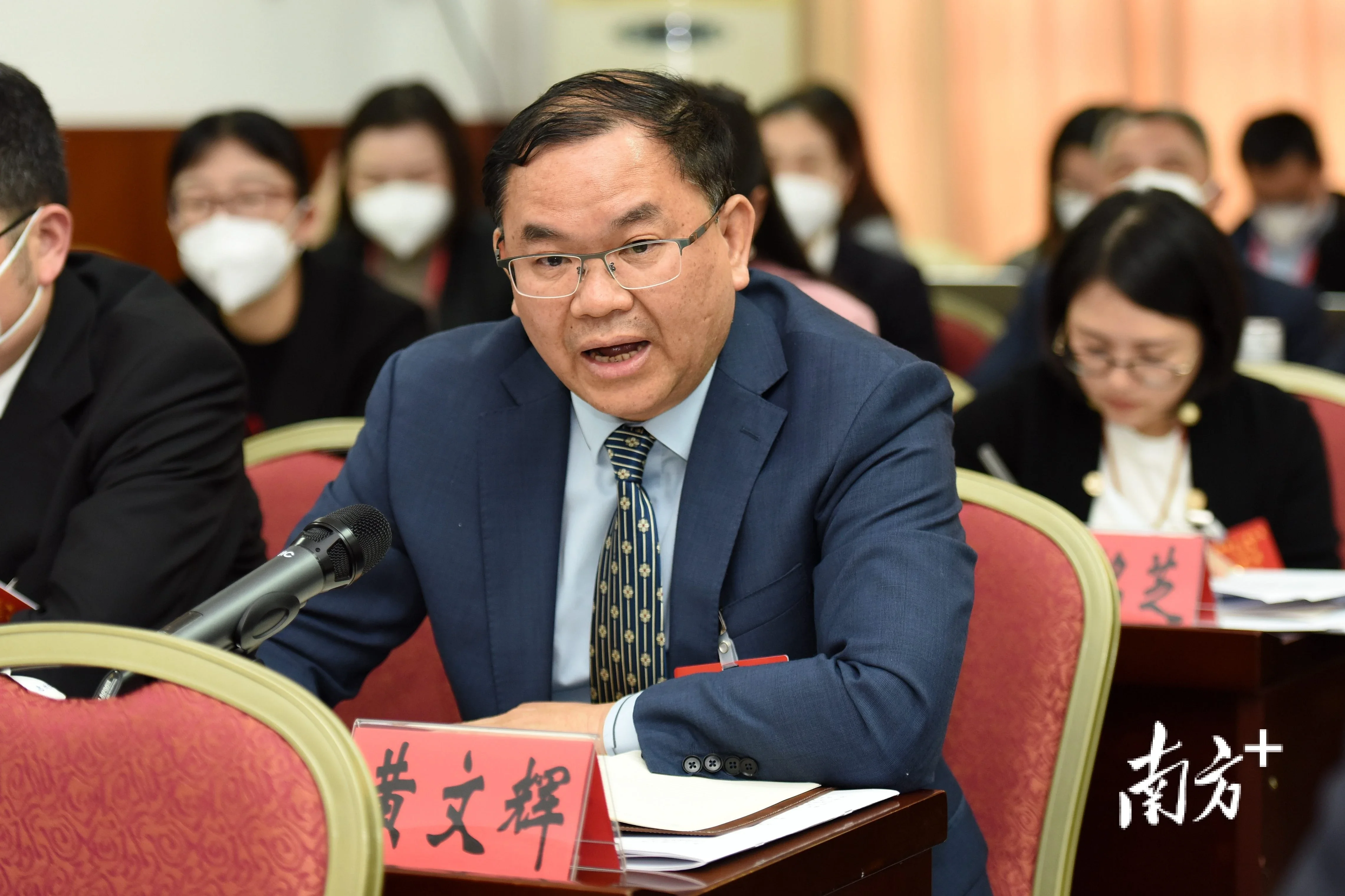 惠州市人大代表黄文辉建设专精特新中小企业惠城加速示范集聚区