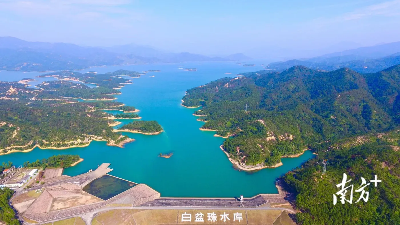 打通安墩,宝口,高潭,多祝,白盆珠及梁化等山区片区"u"型路网,让山区