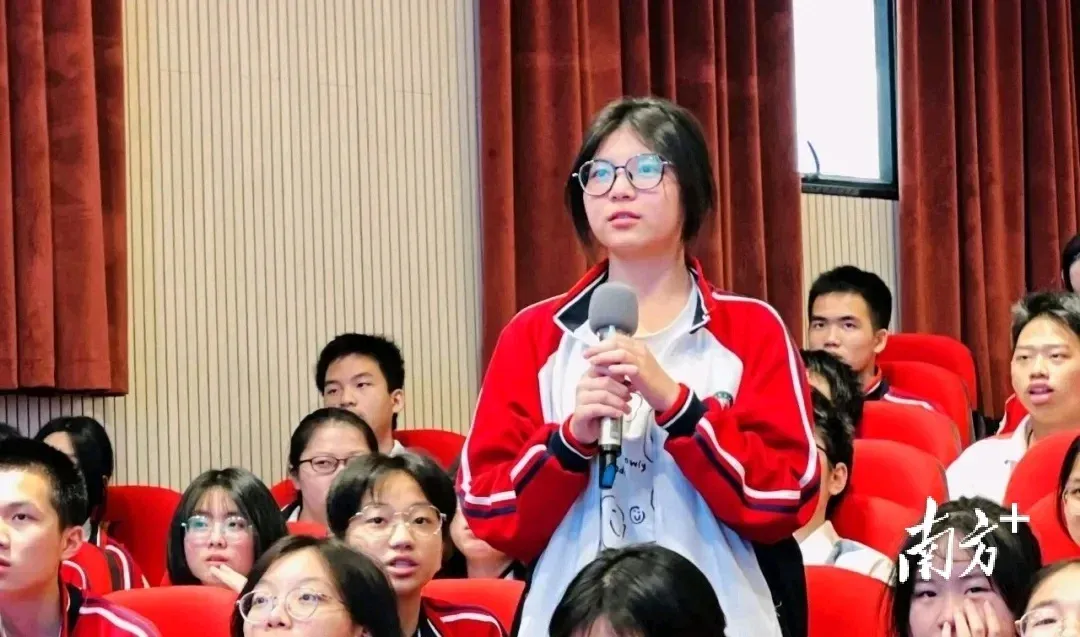 有干货有温度法治副校长在阳江三中开讲