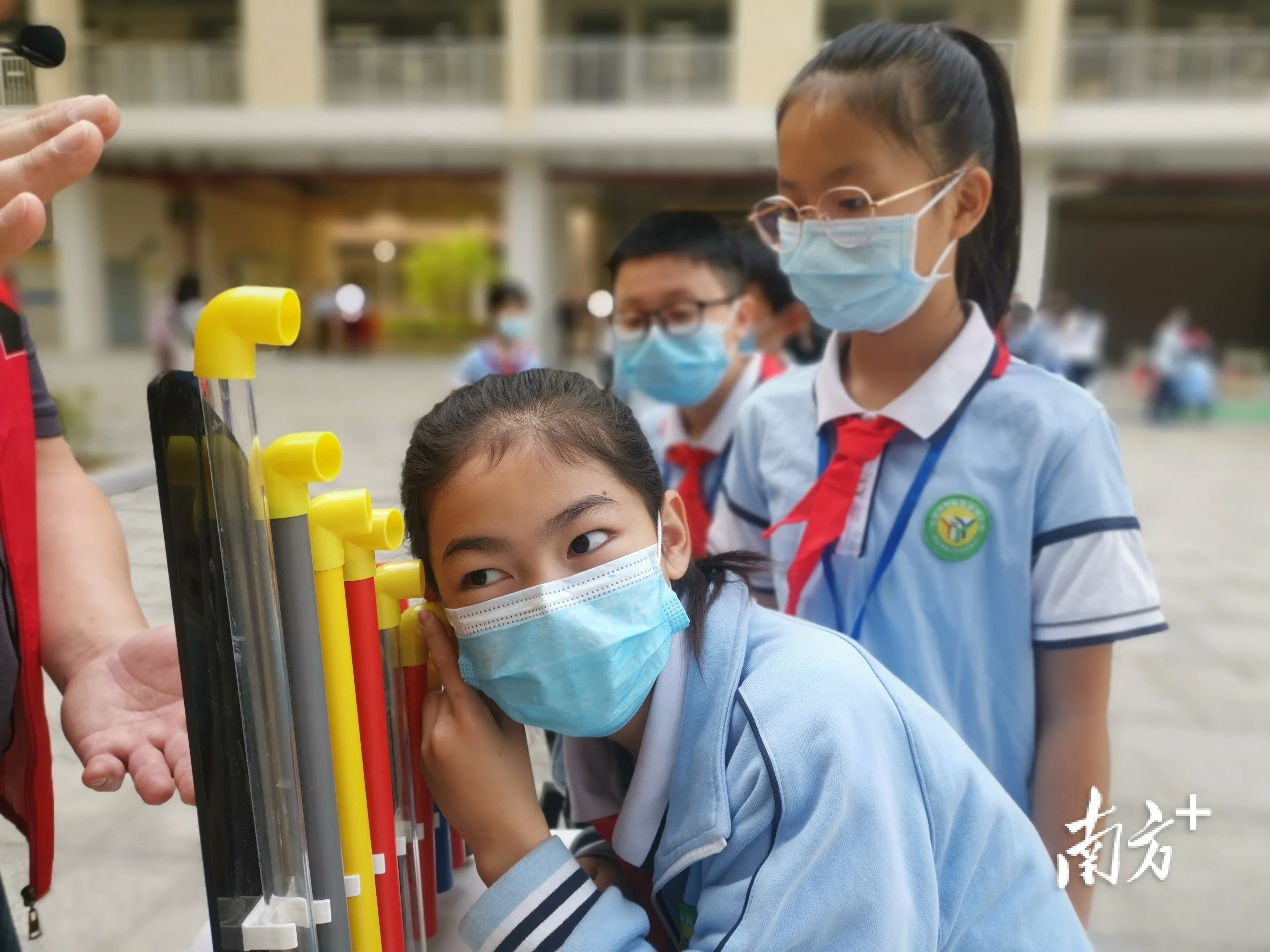 石碣率先启动中小学科学教育点亮行动