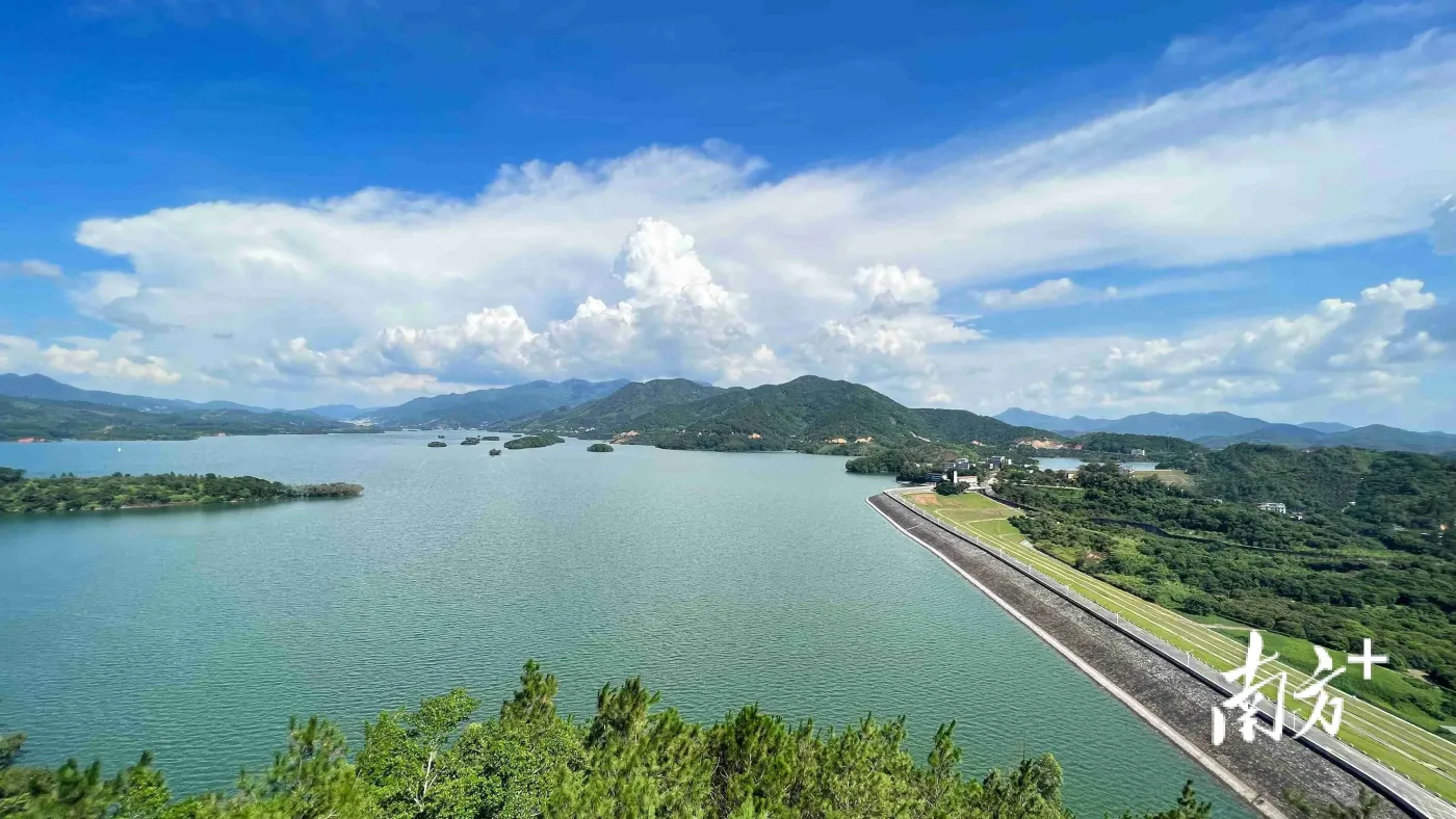 房天下>资讯中心>南方plus客户端>正文>高州水库生态旖旎.