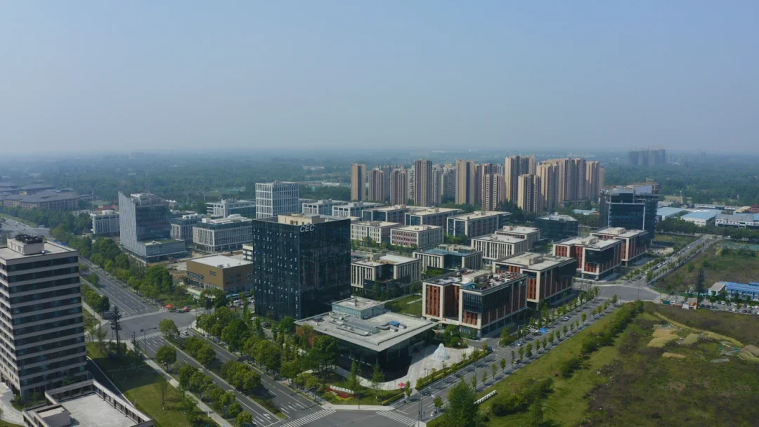 (成都芯谷总平图)锐理君给大家提炼下重点,成都芯谷是成都首批次58个