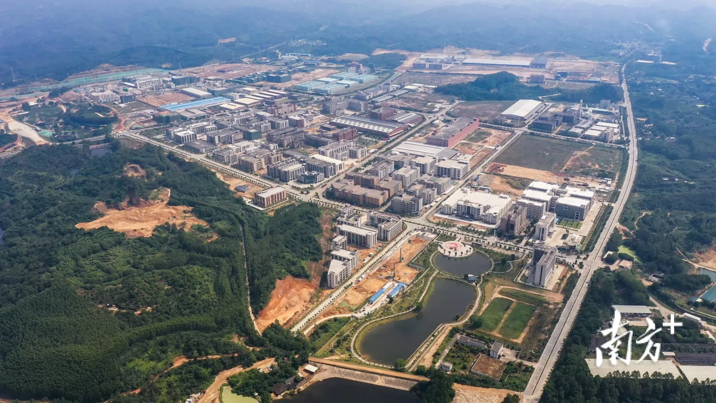 向高而行向新而进南方凤泉湖高新区频道正式上线