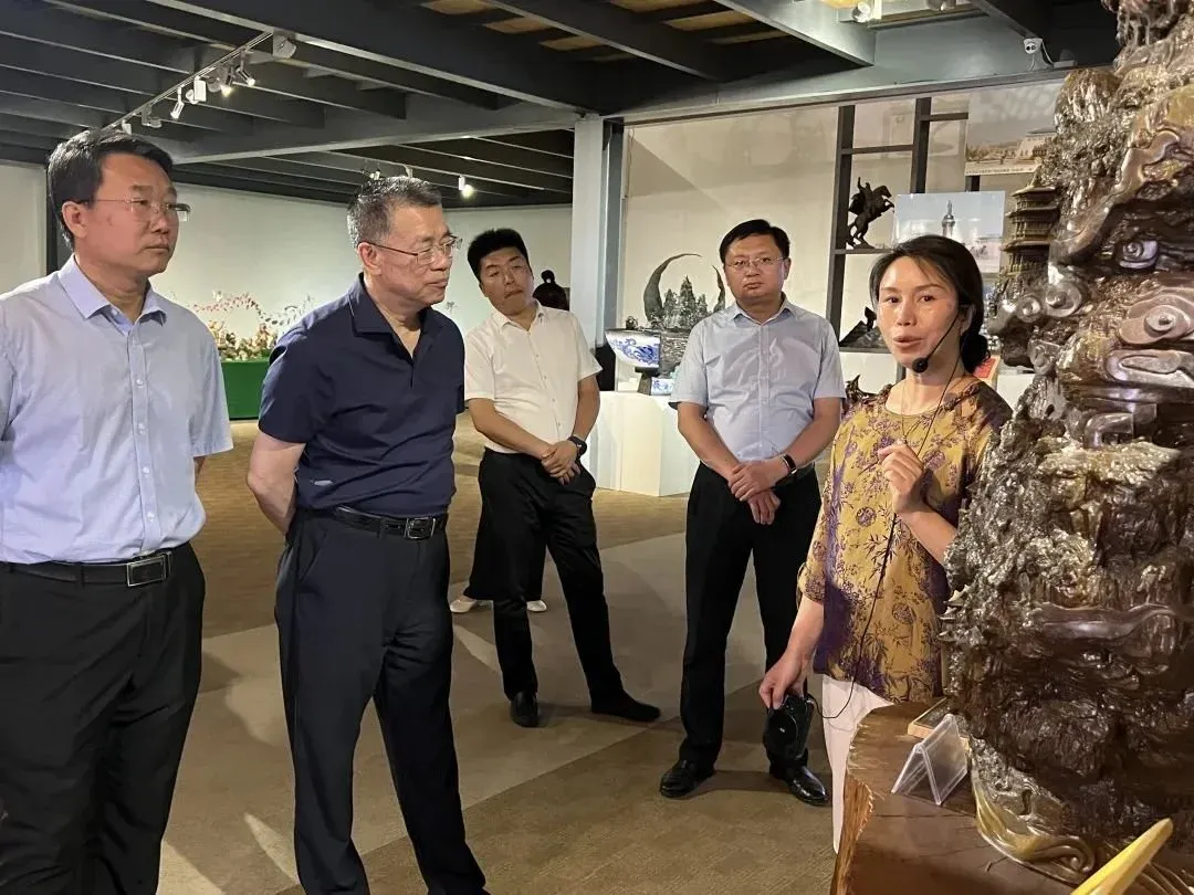 管委会主任李平,临朐县寺头镇党委书记陈德利,临朐县寺头镇党委委员