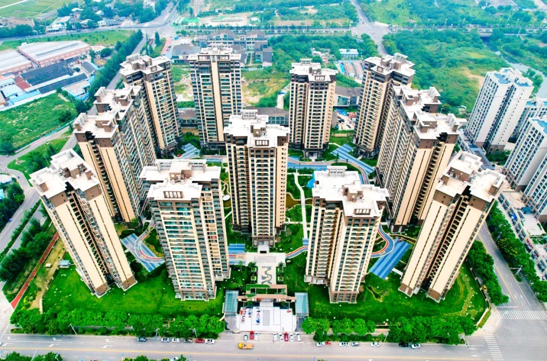 成兰铁路什邡西站通车在即,城西片区的发展即将腾飞,亿佳源·星悦城势