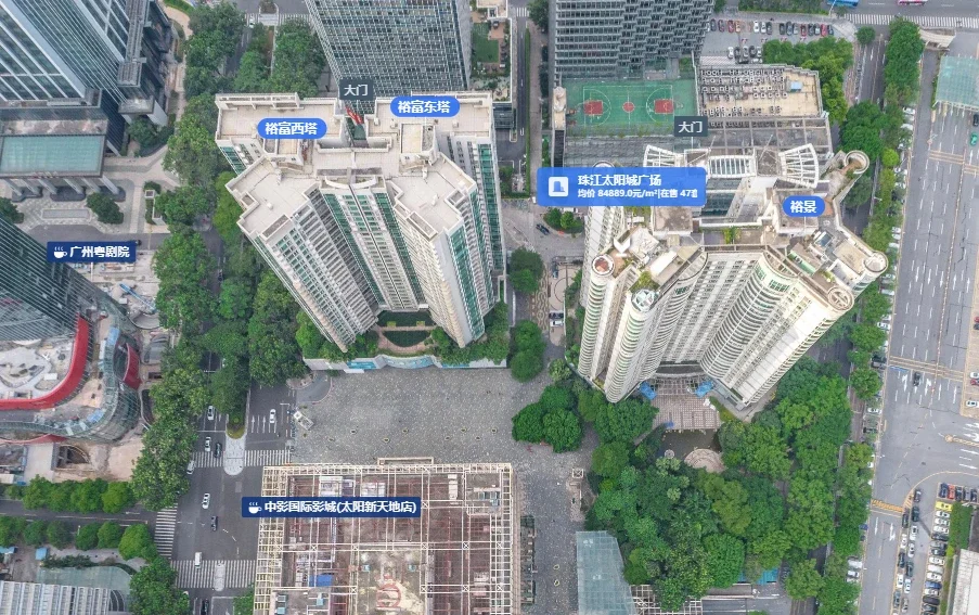 珠江新城业主,喊我看了一套2800万的顶复!__房