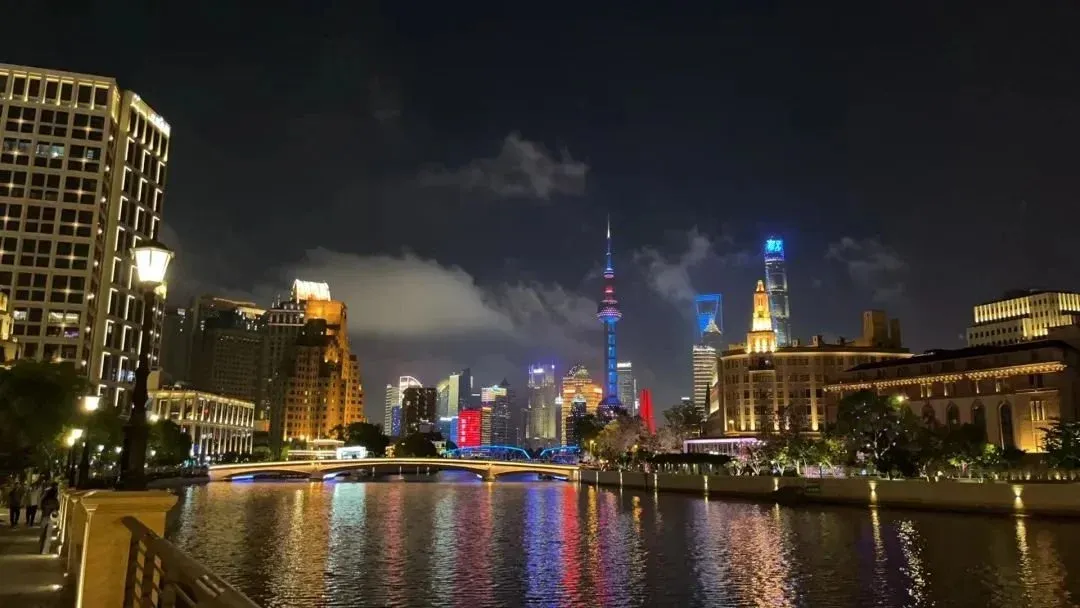 【楼评】观察|太原汾河"跳桥"事件浅析!