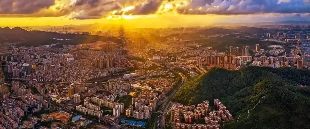 爆款住宅取证!核心区地铁口 绝版户型,总价152万起