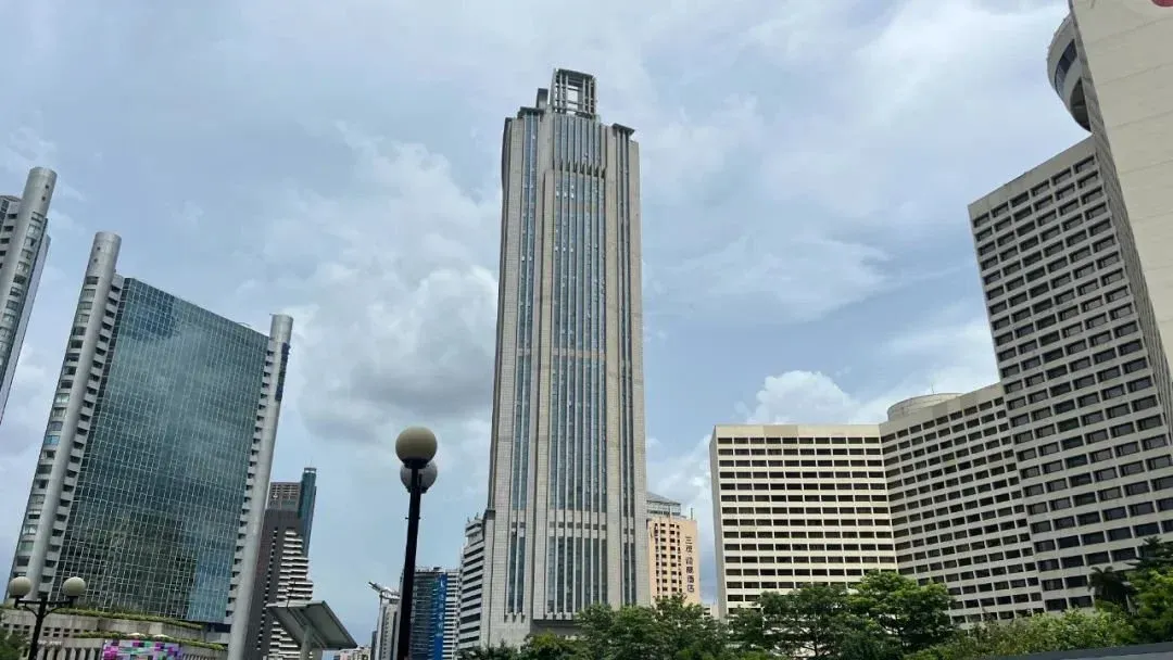 正佳东方国际广场实拍|广州楼市发布 摄项目频繁易主,再加上盘根唇谮