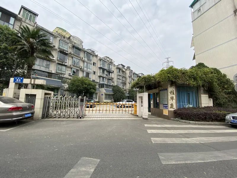 小区相关图