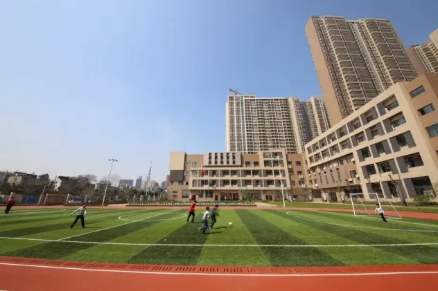 时代新世界怎么样:学区房 自带崇仁路小学已.-武汉房天下楼盘点评