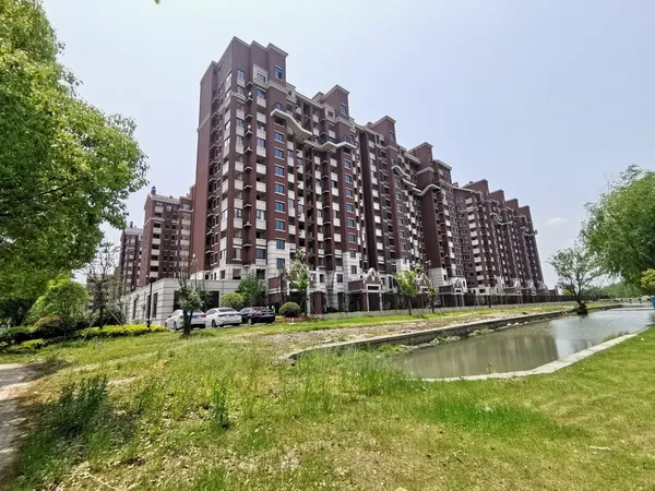 南湖新区 观湖景园 3室2厅