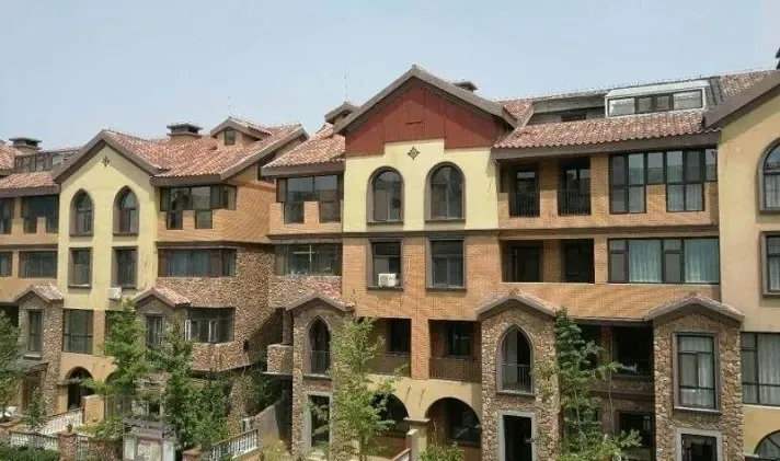 西三环浅隐珊叠拼别墅3,4跃,4室2厅赠阳台超大阁楼露台车位,保定竞秀