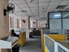 市南镇江路南金孚大厦B座 纯写字楼335平米