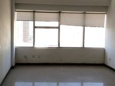 达阵广场1室西朝向53.00万元出售