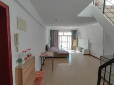 南都御景 5楼 4室2厅 上下两层,送30平大露台