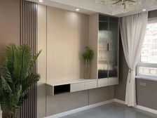 黄海花园3楼127平,豪华装修,60万出售