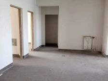 龙安 时代华庭 3室2厅1卫120平65万元。可贷款