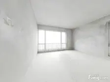 阳光100南向三居 100万享江景生活