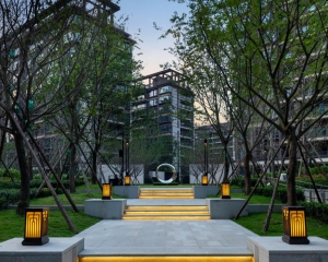 人居越秀紫云府 4室2厅 东南