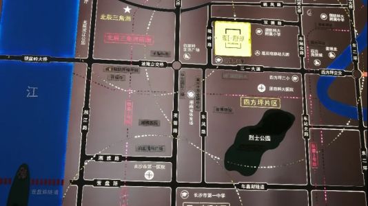 直播封面