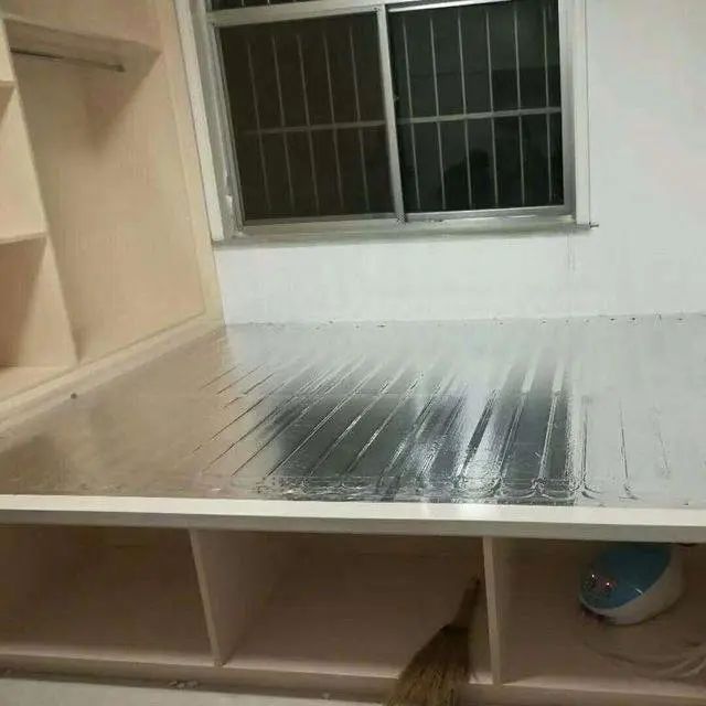 ����