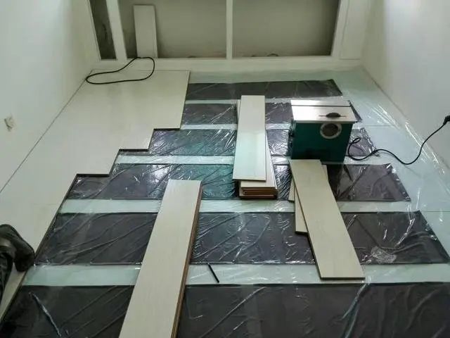 ����