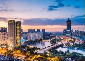 �����̳ǡ����ø��������������̣��������е�����ܳ�֮Ϊ���̳����