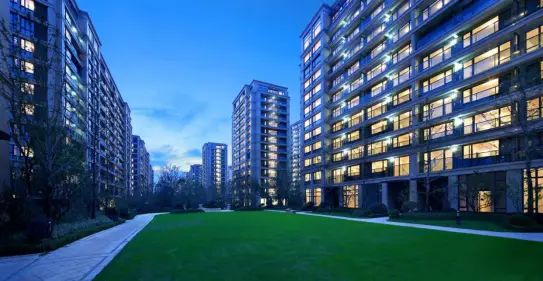 �����̳ǡ����ø��������������̣��������е�����ܳ�֮Ϊ���̳����