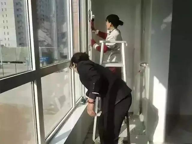 ����